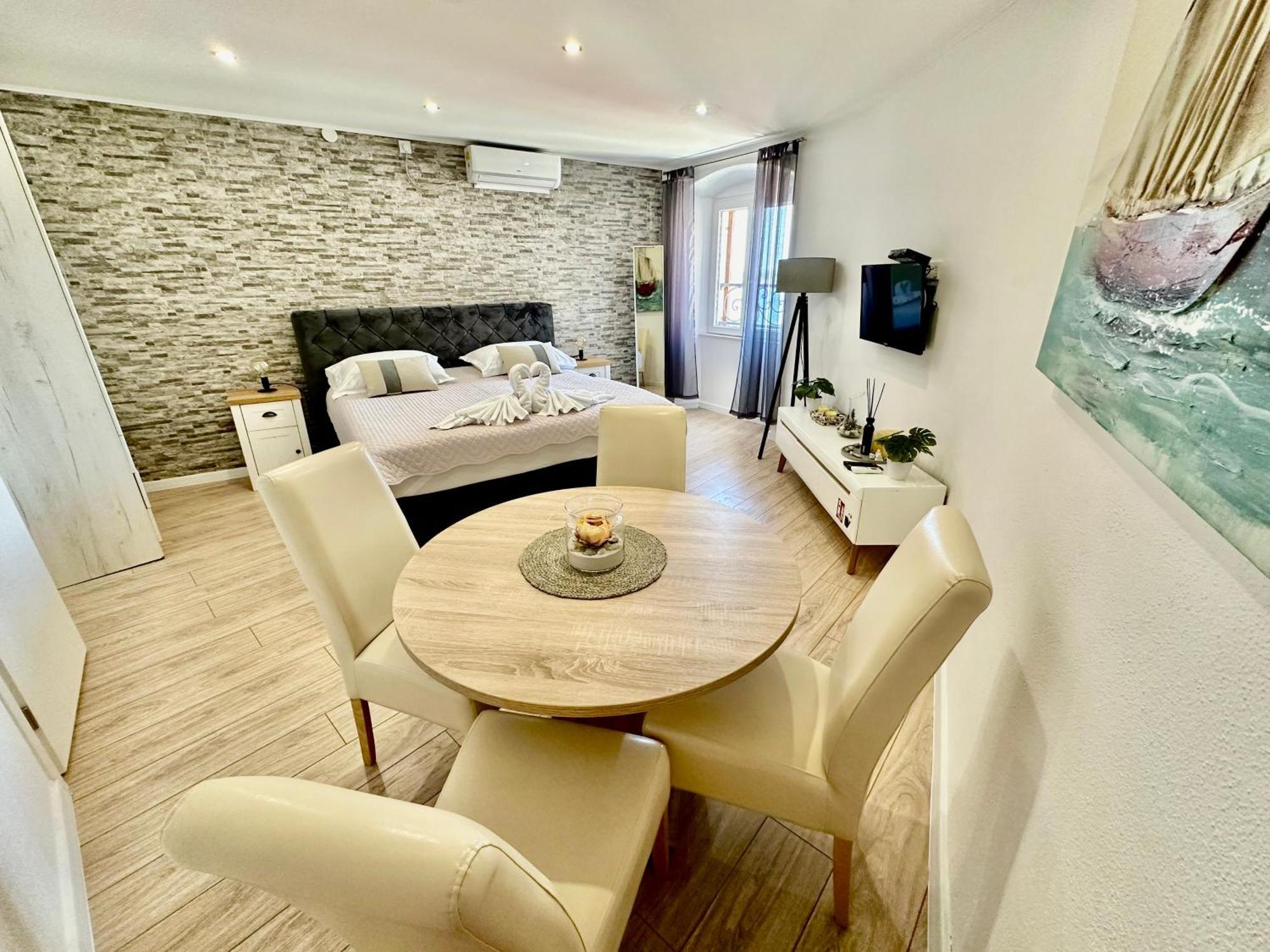 Primadonna Apartments Šibenik Exterior foto